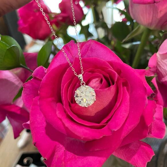 Beautiful 5 Ct Moissanite Diamond Necklace Pendant W/ Chain 18K Finish Brilliant - Picture 6 of 12